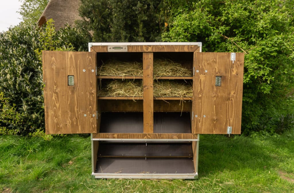 Custom Haybutler mit offenen Türen